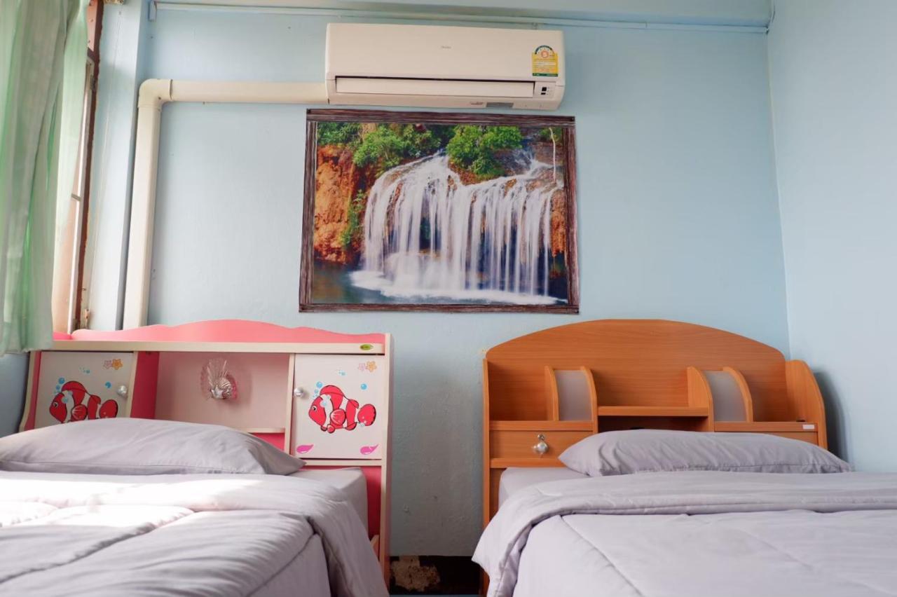 Chokchai Hotel Ban Huai Maenam Noi エクステリア 写真