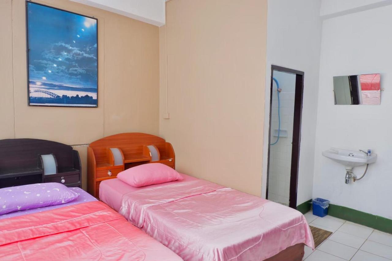 Chokchai Hotel Ban Huai Maenam Noi エクステリア 写真