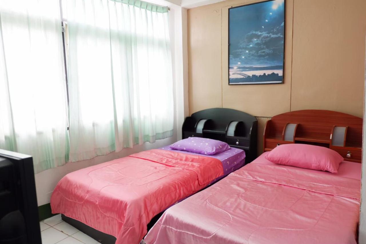 Chokchai Hotel Ban Huai Maenam Noi エクステリア 写真